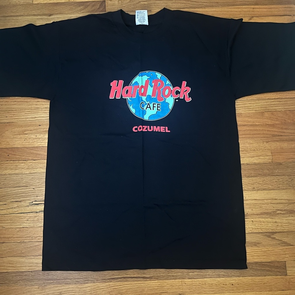 Vintage Hard Rock Cafe Tee Cozumel